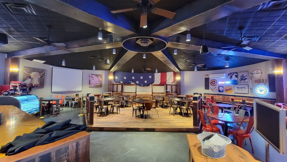 More Photos Of 123 Dj Everett Dr, Cadiz Restaurant For Sale