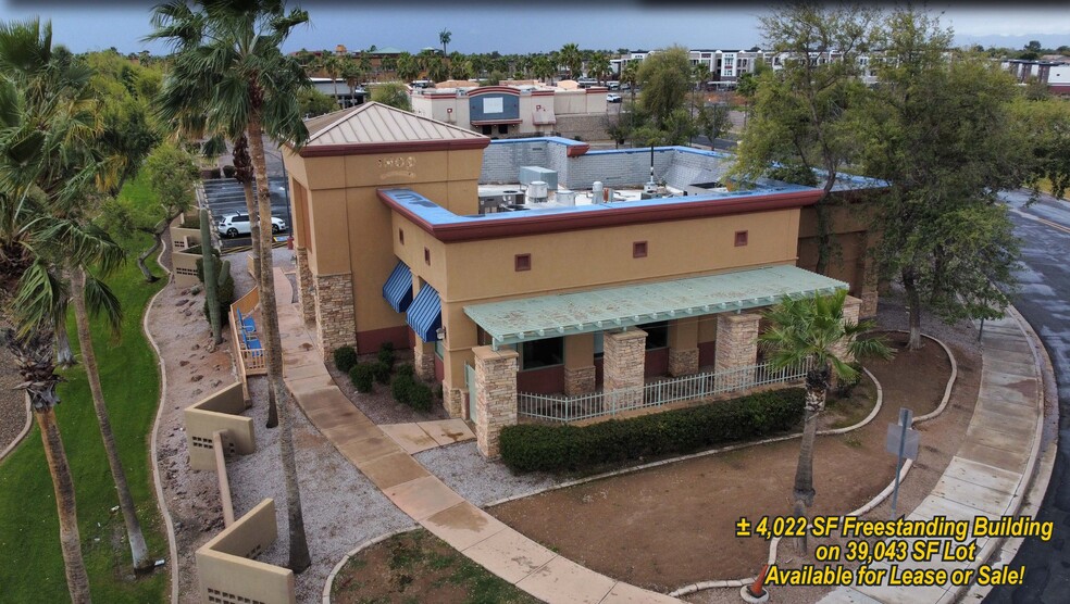 Primary Photo Of 920 S Gilbert Rd, Gilbert Restaurant For Lease