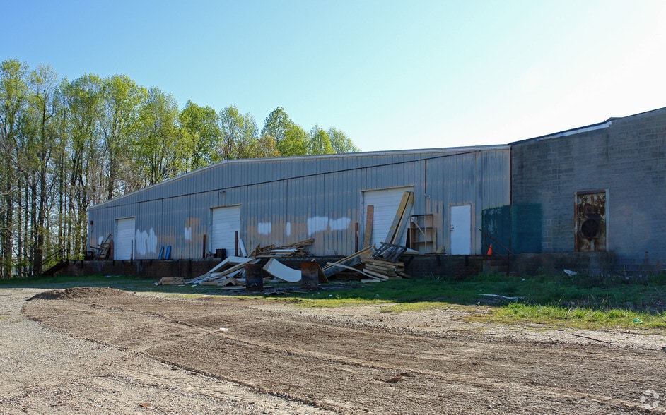 More Photos Of 1708 Fairfax Rd, Greensboro Manufacturing For Sale