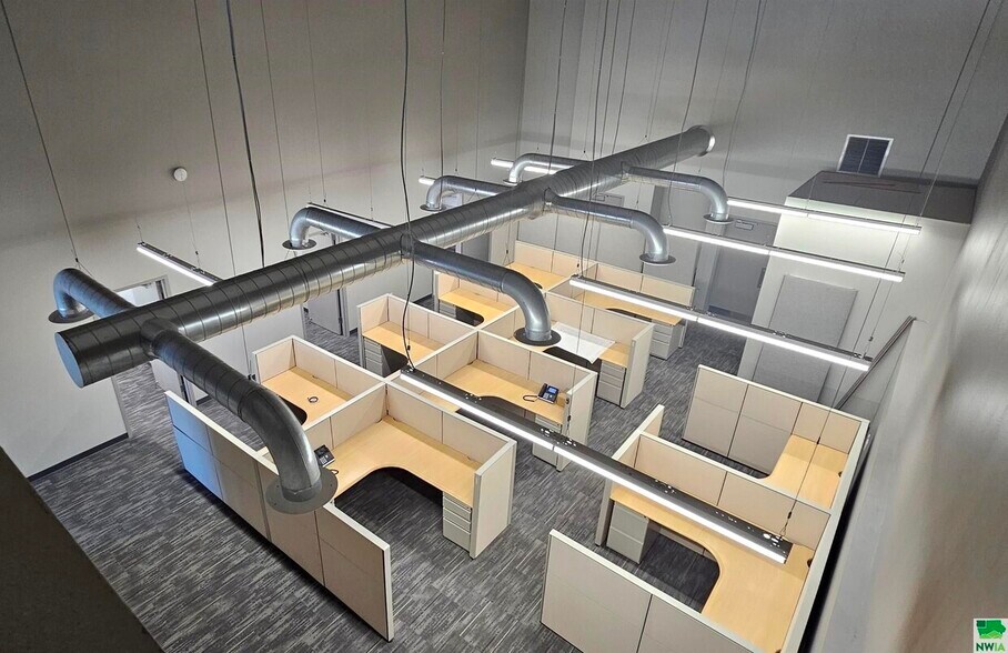 More Photos Of 2301 Boulevard of Champions, Sioux City Industrial For Lease