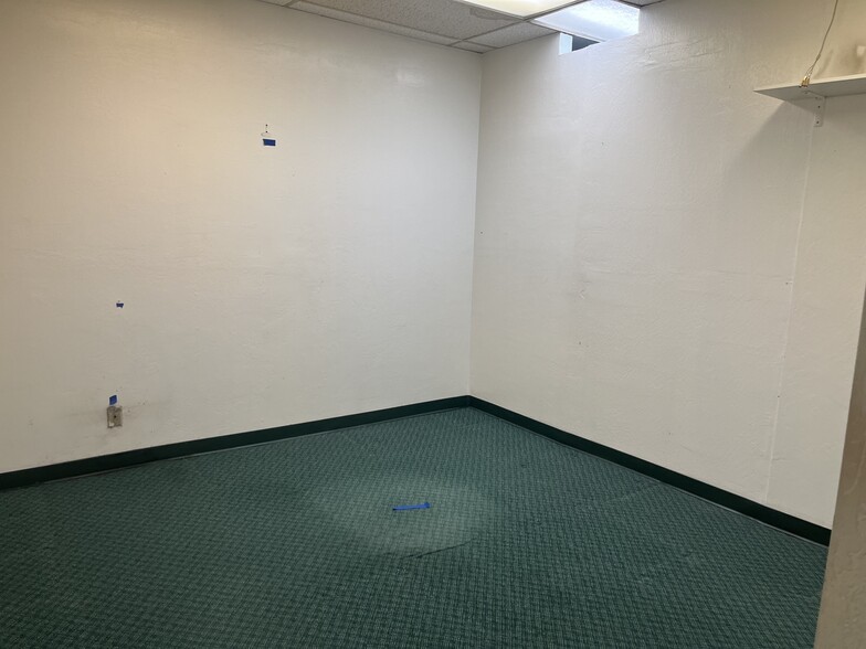 More Photos Of 5909 Camden St, Oakland Daycare Center For Sale