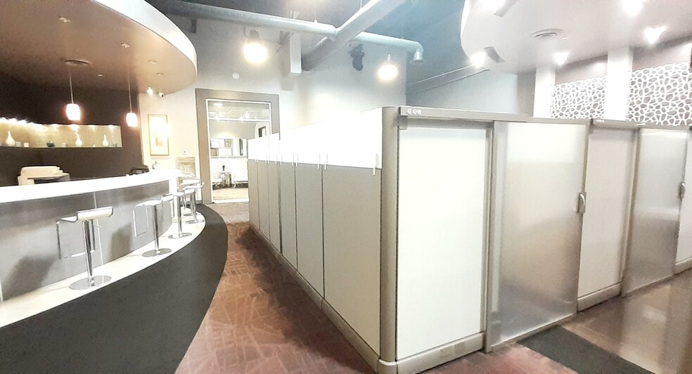 More Photos Of 17588 Rowland St, City Of Industry Light Distribution For Lease