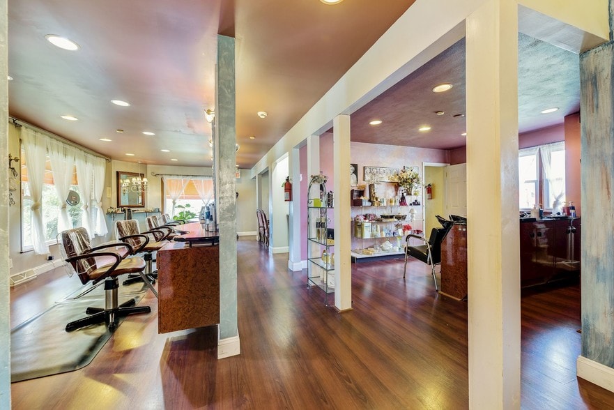 More Photos Of 75 Hartford Rd, Delran Storefront Retail Office For Sale