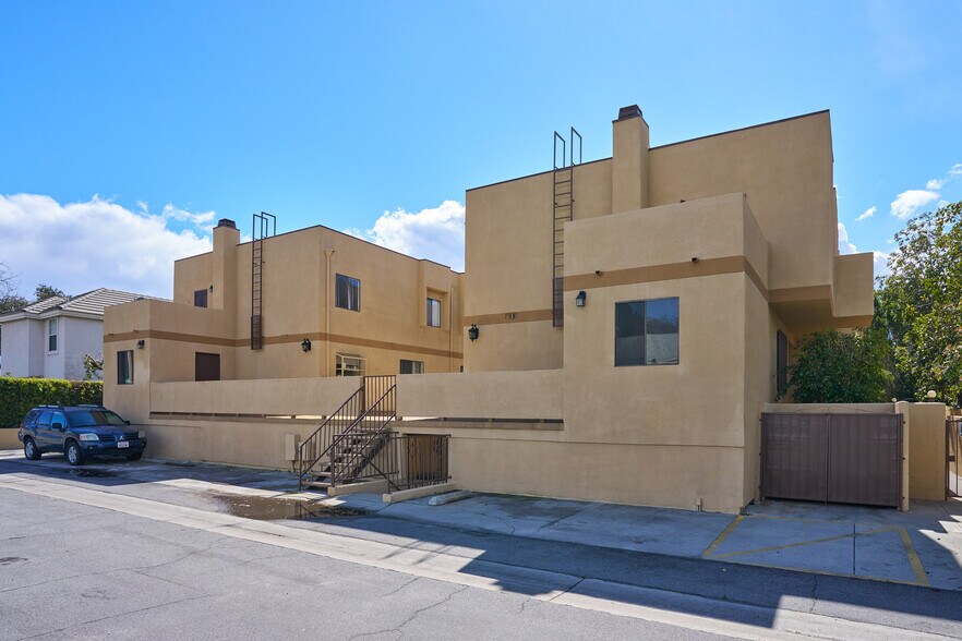 More Photos Of 143 Alta St, Arcadia Apartments For Sale