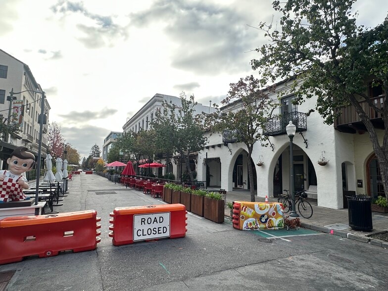 More Photos Of 532-536 Ramona St, Palo Alto Storefront For Lease