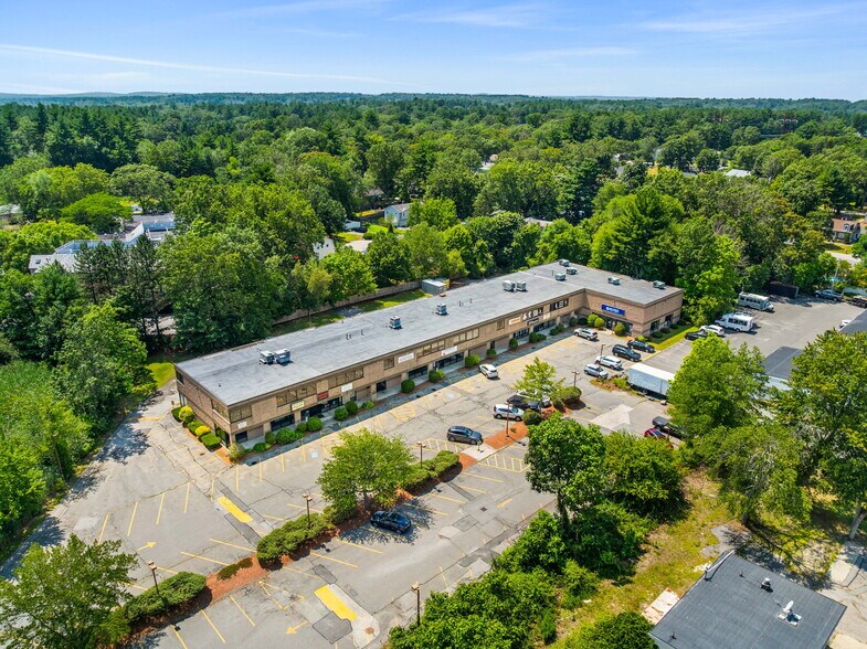 More Photos Of 885 Main St, Tewksbury Storefront Retail Office For Lease