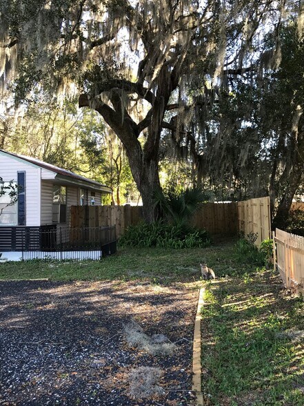 More Photos Of 3323 Saint Johns Ave, Palatka Office For Sale