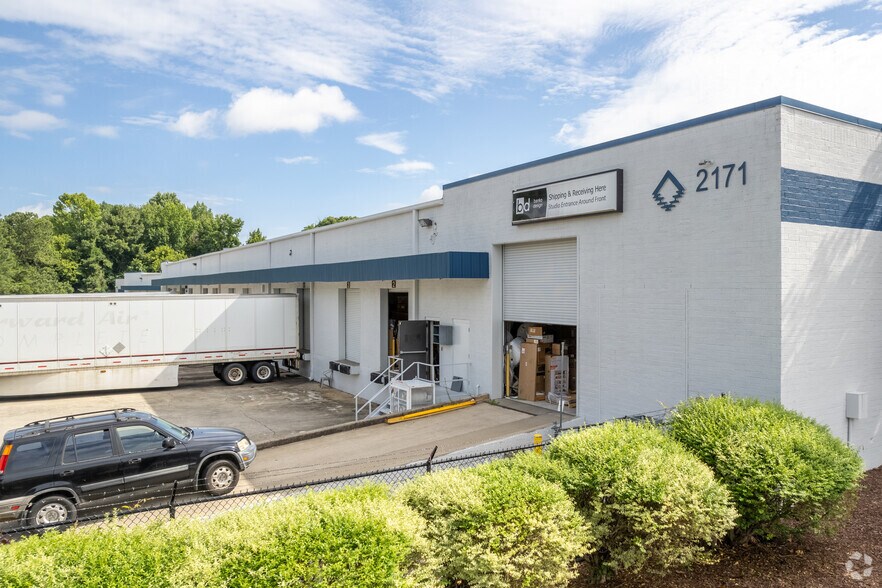 Primary Photo Of 2171 Kingston Ct SE, Marietta Distribution For Lease