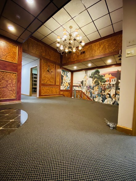 More Photos Of 1108 Olive St, Saint Louis Office For Sale