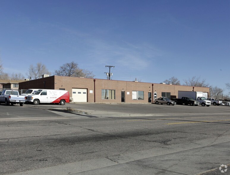 More Photos Of 2653-2677 W Hampden Ave, Englewood Warehouse For Lease