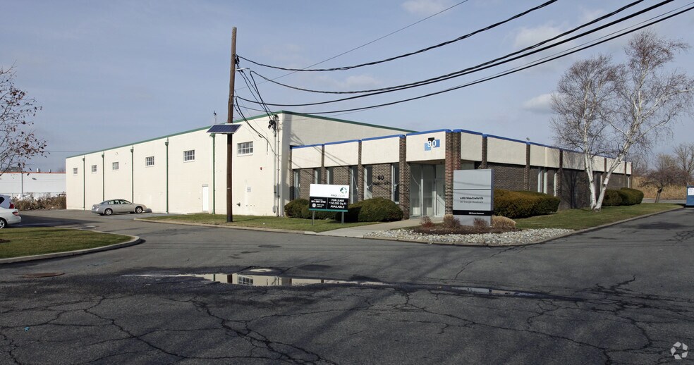 More Photos Of 525 Dell Rd, Carlstadt Unknown For Lease