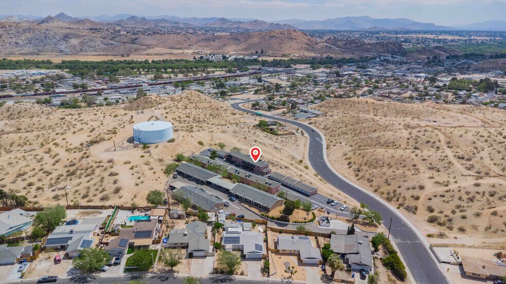 More Photos Of 16518 Avalon Ave, Victorville Apartments For Sale