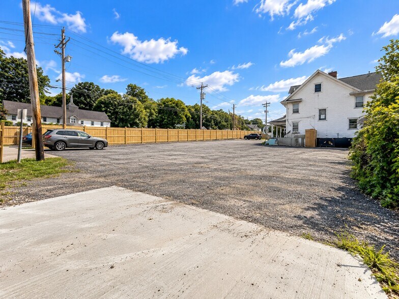 More Photos Of 578 Tarrytown Rd, White Plains Storefront Retail Office For Lease