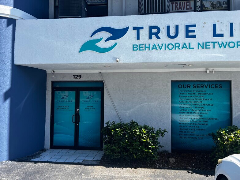 More Photos Of 13500 SW 88th St, Miami Medical For Sale