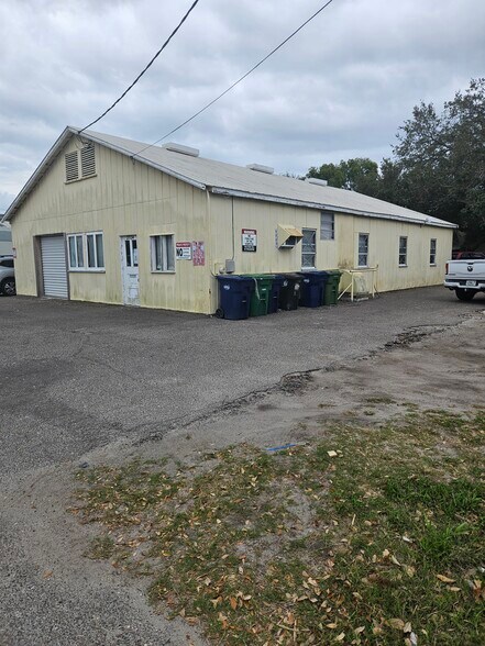 More Photos Of 2704 W Azeele St, Tampa Warehouse For Sale