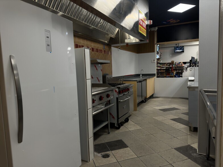 More Photos Of 3395 Schuylkill Rd, Spring City Service Station For Lease