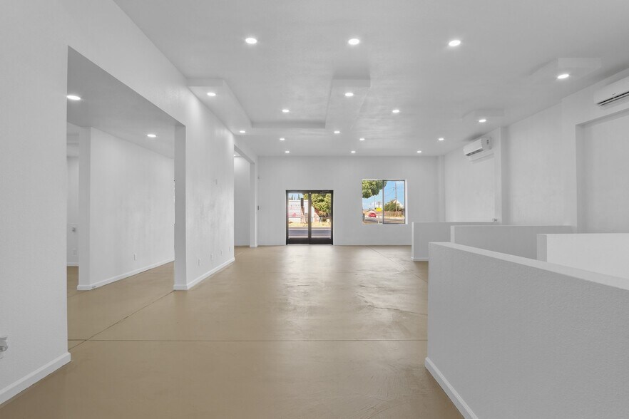 More Photos Of 7490 Lander Ave, Hilmar Office Residential For Sale