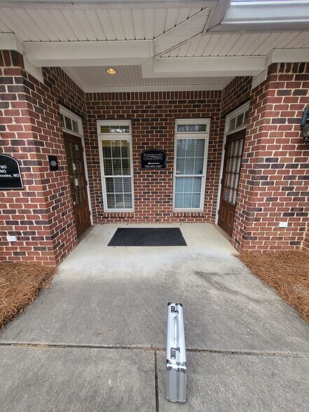 More Photos Of 111 Laurel Creek Rd Se, Calhoun Medical For Lease