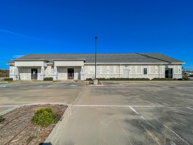 More Photos Of 601 E Fm 646 Rd, League City Medical For Lease