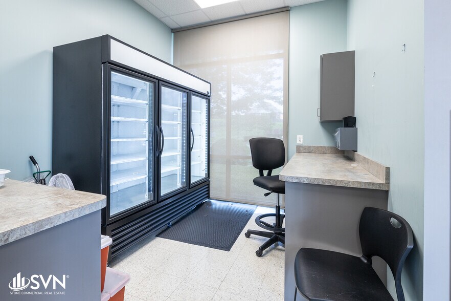More Photos Of 605 Keene Centre Dr, Nicholasville Freestanding For Lease