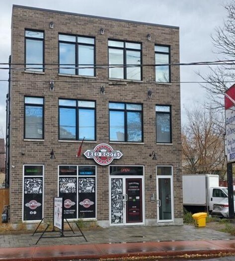 Primary Photo Of 196 Beechwood Av, Ottawa Apartments For Sale