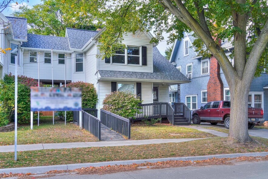 More Photos Of 604 Greenwood Pl, Jackson Office For Lease