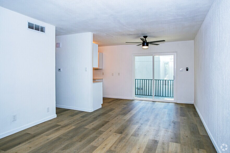 More Photos Of 2703-2707 Windswept Cv, Austin Apartments For Sale