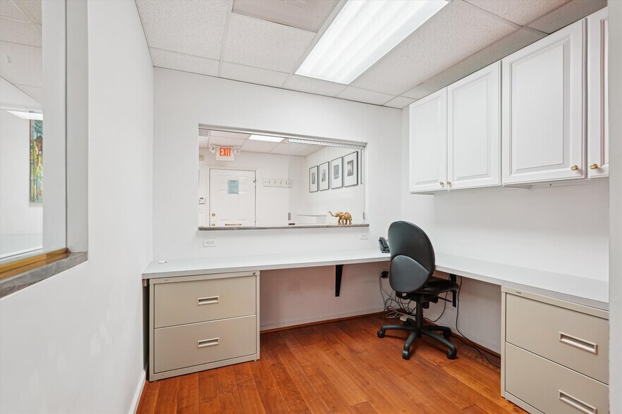 More Photos Of 9025 Shady Grove Ct, Gaithersburg Medical For Sale