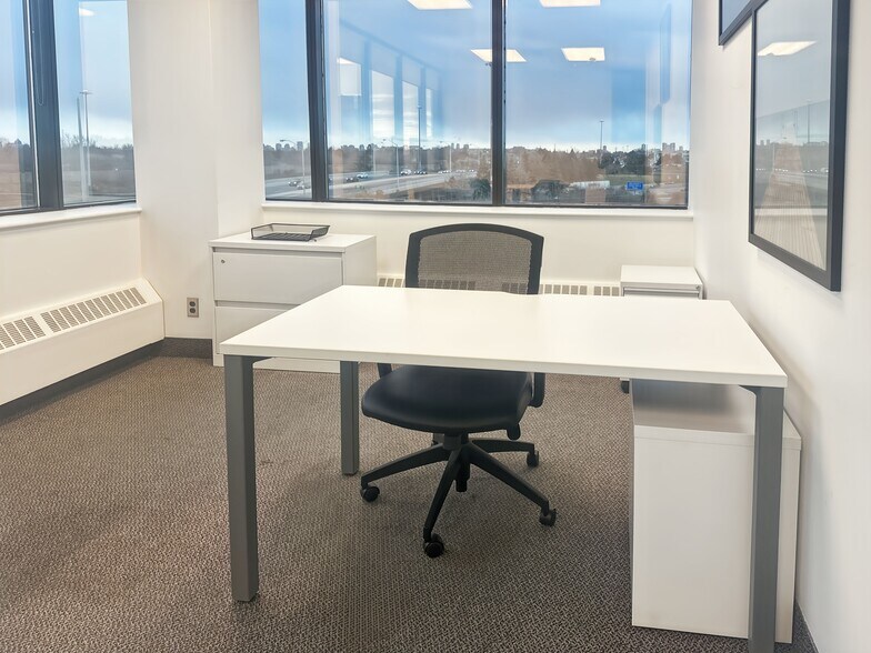 More Photos Of 7030 Woodbine Ave, Markham Office For Lease