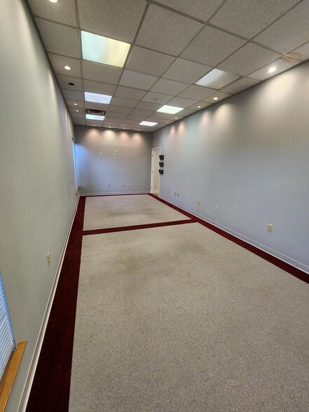 More Photos Of 1 Linda Ln, Vincentown Light Distribution For Lease