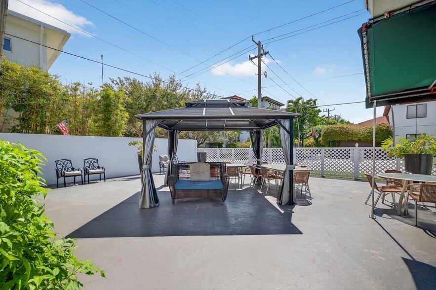 More Photos Of 1700 NE 5th St, Fort Lauderdale Assisted Living For Sale