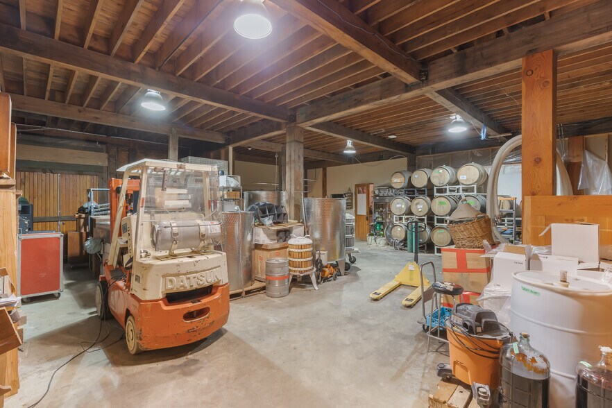 More Photos Of 2300 E Wellington Rd, Nanaimo Land For Sale