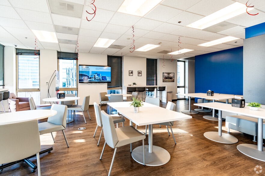 More Photos Of 227 Fayetteville St, Raleigh Office Residential For Lease