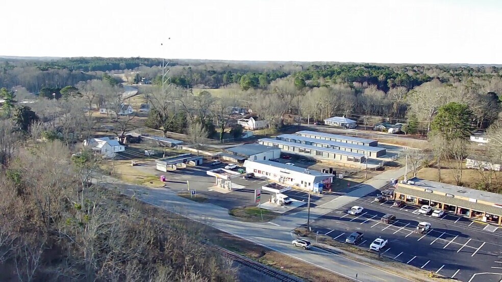 More Photos Of 8665 Maysville Rd, Maysville Self Storage For Sale