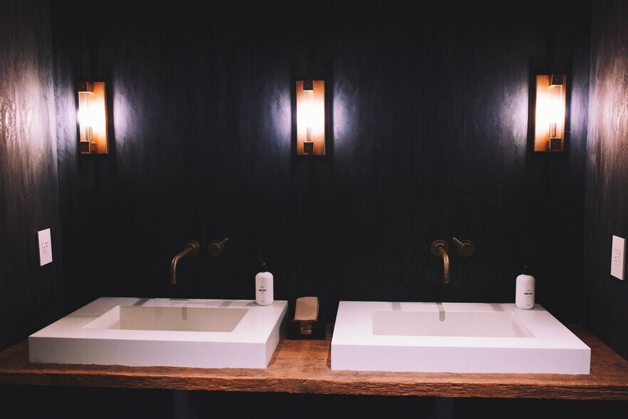 More Photos Of 18501 Van Zandt Resort Rd, Philo Lodge Meeting Hall For Sale