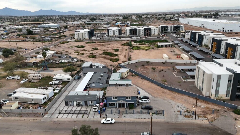 Primary Photo Of 4028 S 15th St, Phoenix Multifamily For Sale