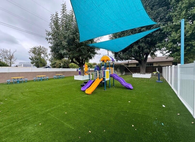 More Photos Of 1209 E Garfield Ave, Glendale Schools For Lease