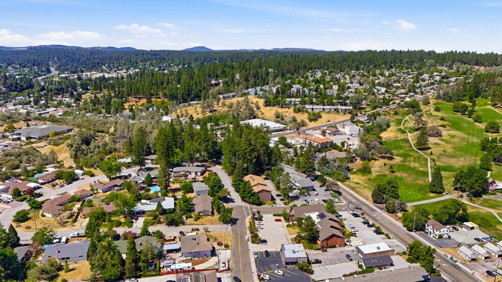 More Photos Of 1061 E Main St, Grass Valley Medical For Sale
