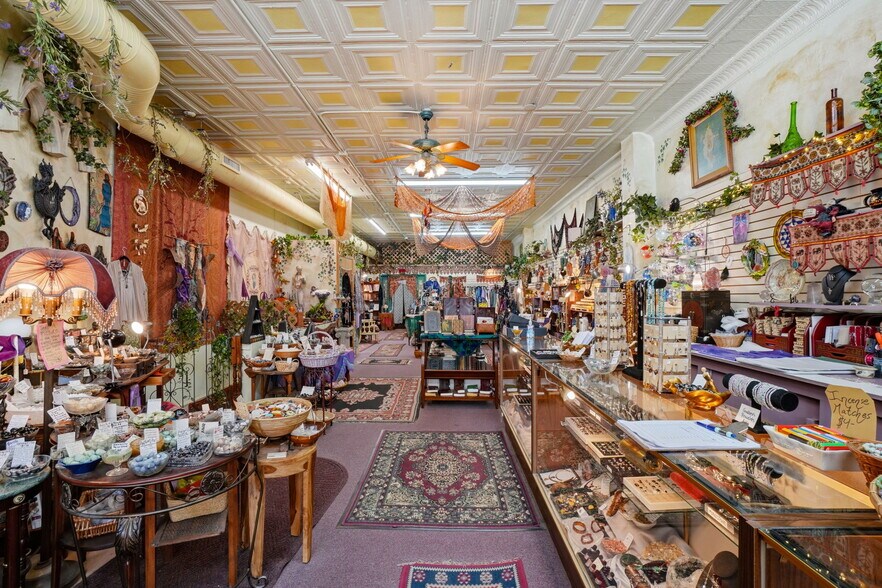 More Photos Of 4126 E Erie St, Willoughby Office For Sale