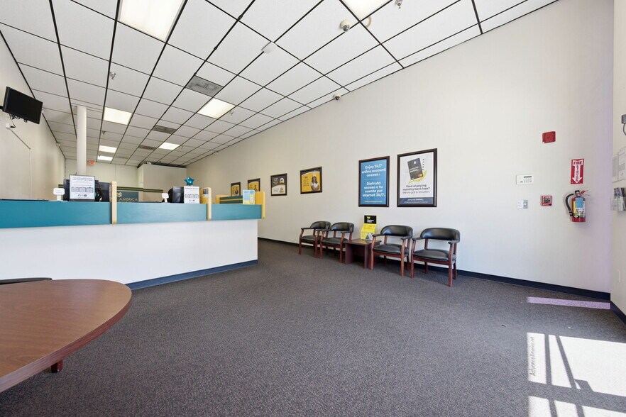 More Photos Of 410 N 11th Ave, Hanford General Retail For Sale