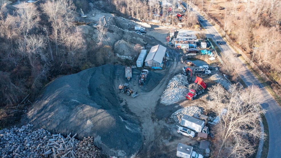 More Photos Of 18 Plumtrees Rd, Danbury Land For Sale