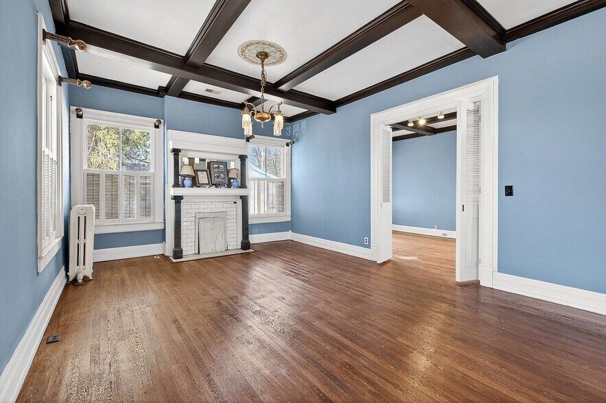 More Photos Of 408 NE Atlantic St, Tullahoma Flex For Sale