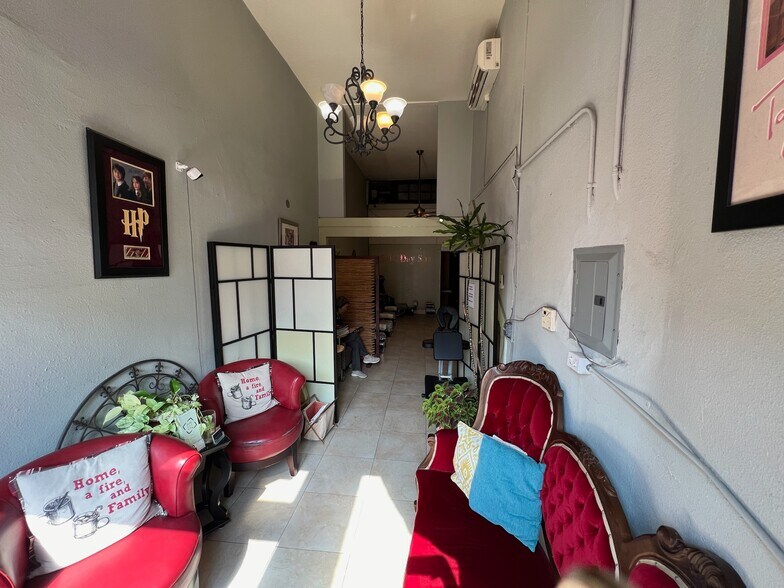 More Photos Of 541 4th Ave, San Diego Storefront Retail Office For Lease