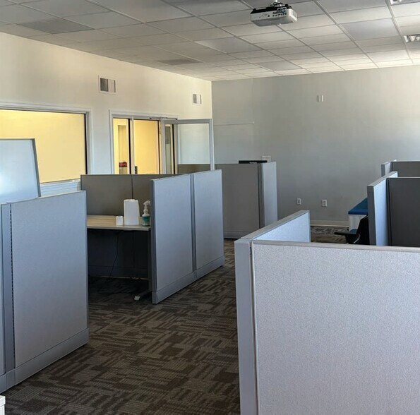 More Photos Of 251 Bellevue Ave, Hammonton Office For Lease