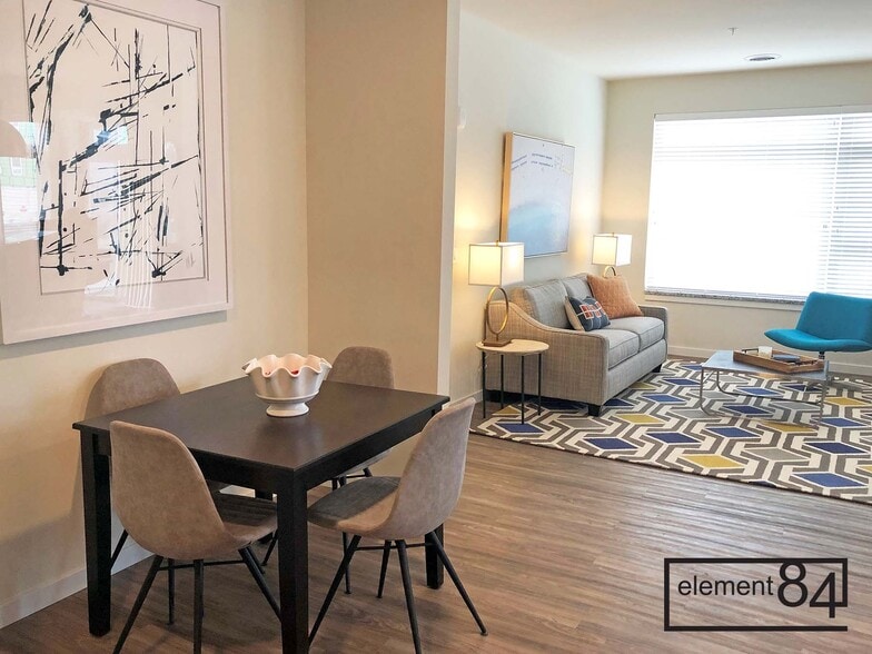 More Photos Of 1482 S 84th St, West Allis Apartments For Lease