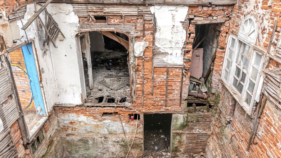 More Photos Of 1145 Thurman St, Camden Apartments For Sale