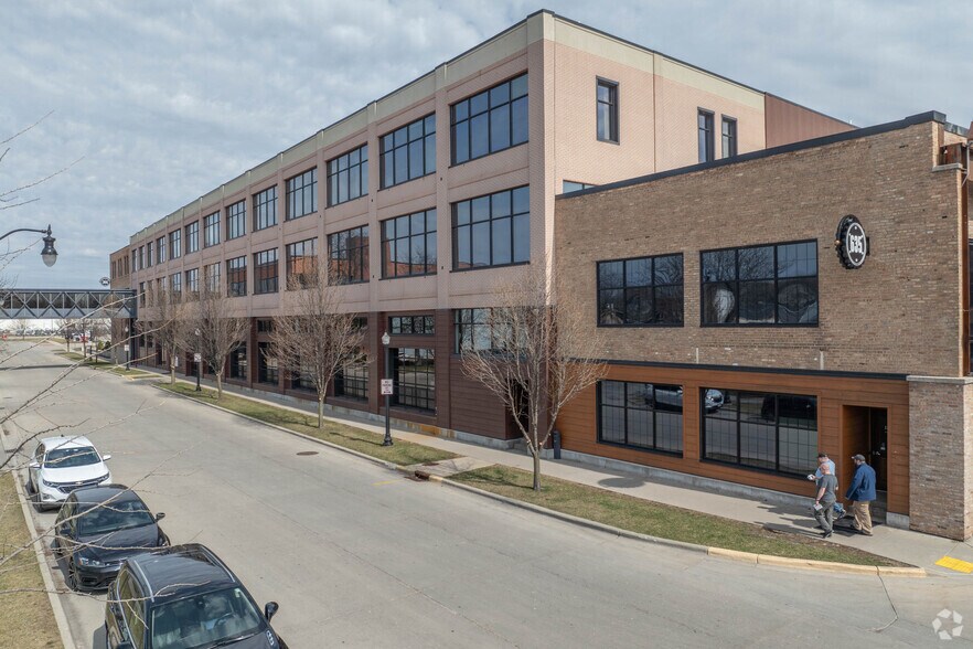 More Photos Of 525-705 3rd St, Beloit Office For Lease
