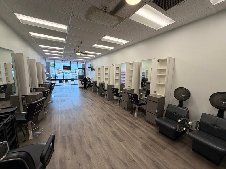 More Photos Of 7004 W Waters Ave, Tampa Storefront For Lease