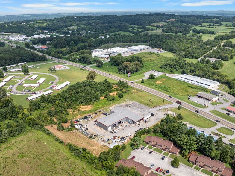 More Photos Of 660 New Hwy 68, Sweetwater Freestanding For Sale