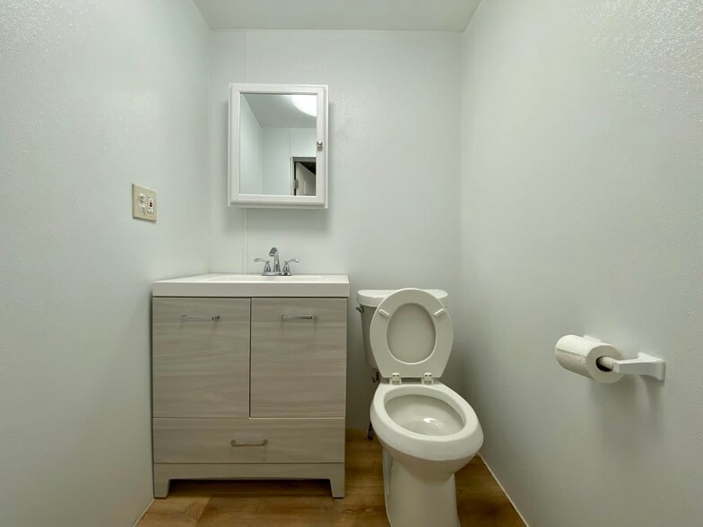 More Photos Of 2415 W Evans Ave, Denver Freestanding For Lease